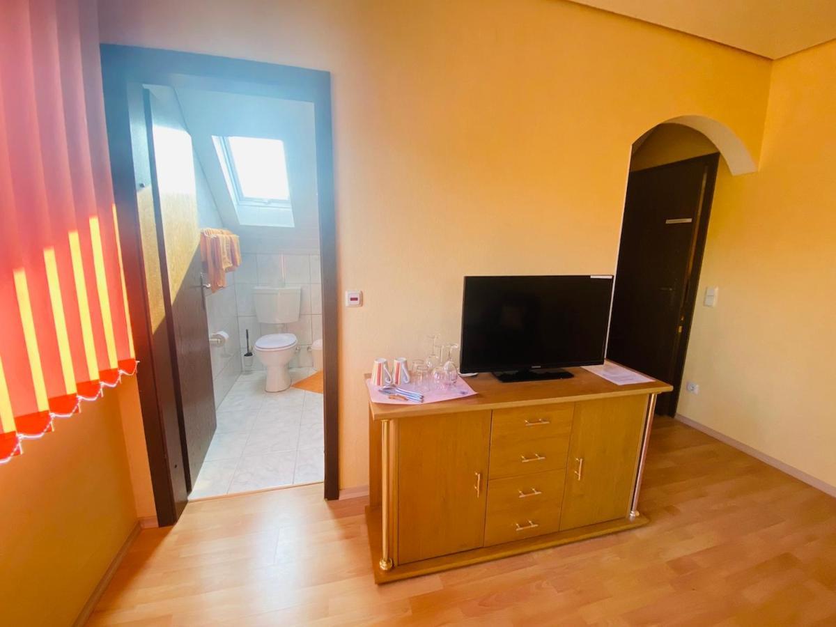 Pension Schmitt Waldfenster Exteriör bild